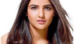 जैस्मिन के सपोर्ट से अली को लगी मिर्ची जैस्मिन के सपोर्ट से अली को लगी मिर्ची