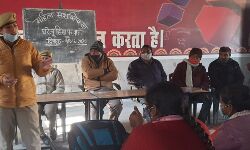 समस्या से घबराये नहीं साहस से काम लें छात्राएं- मोनिका समस्या से घबराये नहीं साहस से काम लें छात्राएं- मोनिका