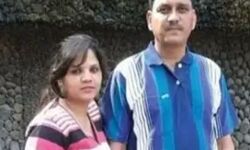 इश्क़ के जूनून में बेटी ने ही कर डाला मां-बाप का कत्ल इश्क़ के जूनून में बेटी ने ही कर डाला मां-बाप का कत्ल