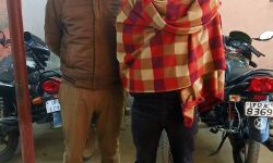 बाबरी पुलिस ने मुठभेड़ के बाद पशु चोर को किया गिरफ्तार बाबरी पुलिस ने मुठभेड़ के बाद पशु चोर को किया गिरफ्तार