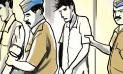 नाबालिग से दुष्कर्म के दो आरोपी गिरफ्तार नाबालिग से दुष्कर्म के दो आरोपी गिरफ्तार