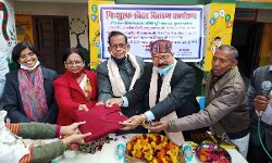 बच्चें देश का भविष्य, मन लगाकर करें पढाई: अंजू बच्चें देश का भविष्य, मन लगाकर करें पढाई: अंजू