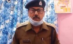 विक्षिप्त ने हमला कर बेटी समेत दो लोगों को मार डाला विक्षिप्त ने हमला कर बेटी समेत दो लोगों को मार डाला