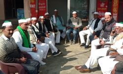 आंदोलन से किसान और सरकार के फंस गये है सींग-संजीव तोमर आंदोलन से किसान और सरकार के फंस गये है सींग-संजीव तोमर