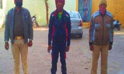 90 ग्राम चरस के साथ आरोपी गिरफ्तार 90 ग्राम चरस के साथ आरोपी गिरफ्तार