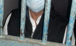 हत्यारोपी आला-ए-कत्ल के साथ हुआ अरेस्ट हत्यारोपी आला-ए-कत्ल के साथ हुआ अरेस्ट