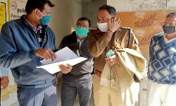 एडीएम प्रशासन के औचक निरीक्षण से पालिका में मचा हड़कंप एडीएम प्रशासन के औचक निरीक्षण से पालिका में मचा हड़कंप