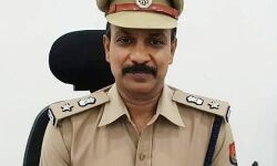 बैग काटकर रुपये निकालने वाले गिरोह के दो सदस्य गिरफ्तार