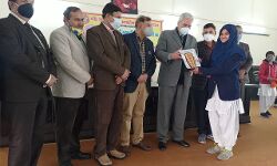 विपक्ष का सम्मान पाये अटल जी सांस्कृतिक मूल्यों के पोषक थे-नरेश विपक्ष का सम्मान पाये अटल जी सांस्कृतिक मूल्यों के पोषक थे-नरेश