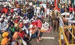 दिल्ली-यूपी बॉर्डर को किसानों ने किया ब्लॉक