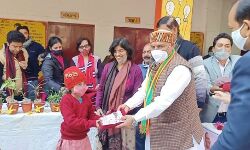 बच्चो की शिक्षा के प्रति पूरी तरह सजग है योगी सरकार-शुक्ला बच्चो की शिक्षा के प्रति पूरी तरह सजग है योगी सरकार-शुक्ला