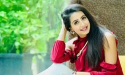 ड्रग्स मामला:पूछताछ के लिए CCB के समक्ष पेश हुई संजना ड्रग्स मामला:पूछताछ के लिए CCB के समक्ष पेश हुई संजना