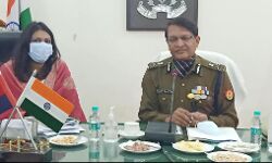 कप्तान के बाद जनपद में मिली नोडल अधिकारी की कमान- बैठक जारी कप्तान के बाद जनपद में मिली नोडल अधिकारी की कमान- बैठक जारी