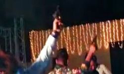 मातम में बदली खुशियां, हर्ष फायरिंग में युवक के सिर में लगी गोली मातम में बदली खुशियां, हर्ष फायरिंग में युवक के सिर में लगी गोली