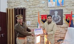 जखौरा के एसआई को मिला काॅप ऑफ द वीक पुरस्कार