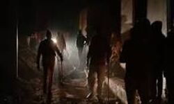 दिन निकलते ही कांग्रेस नेता को भतीजे समेत गोलियों से भूना, भीड ने लगाई आग