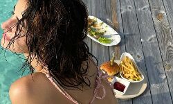 युवा अभिनेत्री की फोटो देख उड़े लोगो के होश-देखे फोटो युवा अभिनेत्री की फोटो देख उड़े लोगो के होश-देखे फोटो