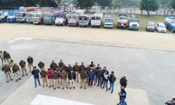 ऑटो फ्राड का खुलासा, 7.5 करोड रूपये के वाहन बरामद ऑटो फ्राड का खुलासा, 7.5 करोड रूपये के वाहन बरामद