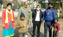 भिक्षावृत्ति उन्मूलन अभियानः AHTU ने दो बच्चों का किया रेस्क्यू भिक्षावृत्ति उन्मूलन अभियानः AHTU ने दो बच्चों का किया रेस्क्यू