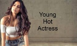 यंग हॉट एक्ट्रेस ने शुरू की नई फिल्म की शूटिंग यंग हॉट एक्ट्रेस ने शुरू की नई फिल्म की शूटिंग