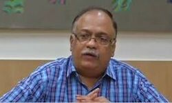 गन्ना आयुक्त ने किसानों को दिये महत्वपूर्ण टिप्स गन्ना आयुक्त ने किसानों को दिये महत्वपूर्ण टिप्स