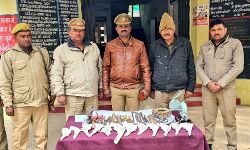 अवैध तमंचा फैक्ट्री का भंडाफोड़, एक गिरफ्तार अवैध तमंचा फैक्ट्री का भंडाफोड़, एक गिरफ्तार