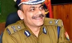 IPS प्रवीण कुमार ने कोरोना योद्धाओं का किया एहतराम IPS प्रवीण कुमार ने कोरोना योद्धाओं का किया एहतराम