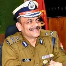 IPS प्रवीण कुमार ने कोरोना योद्धाओं का किया एहतराम