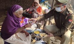 90 साल की सास की बहू ने की पिटाई तो, वीडियो हुआ वायरल