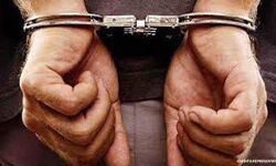 मुठभेड: 4 साल की मासूम का दुराचारी बना गोली का निशाना मुठभेड: 4 साल की मासूम का दुराचारी बना गोली का निशाना