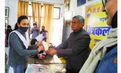 चित्रकला प्रतियोगिता के माध्यम से दिया सुरक्षा बरतने का संदेश चित्रकला प्रतियोगिता के माध्यम से दिया सुरक्षा बरतने का संदेश