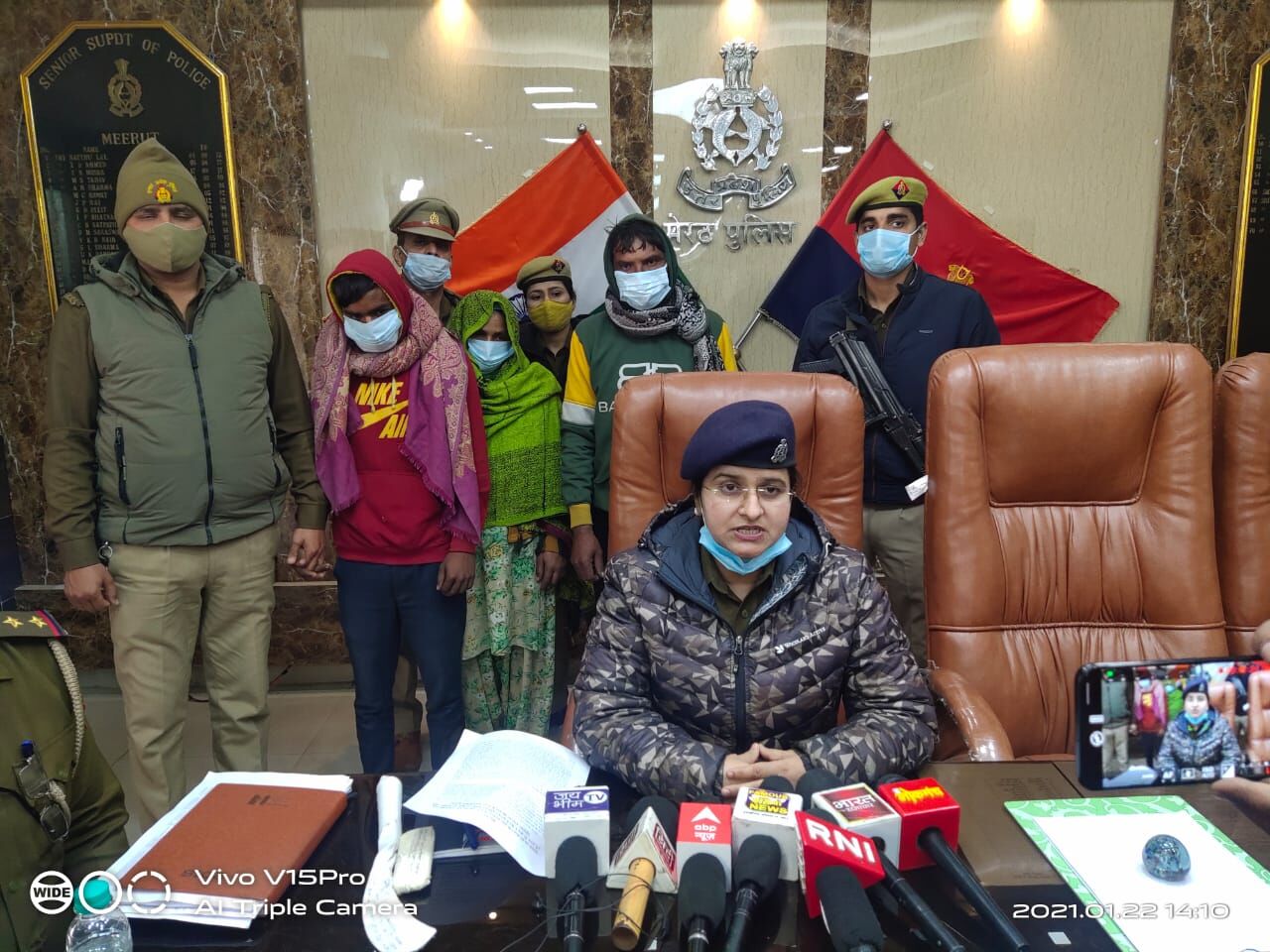 पत्नी ने पुत्र व प्रेमी के साथ मिलकर की थी पति की हत्या पत्नी ने पुत्र व प्रेमी के साथ मिलकर की थी पति की हत्या