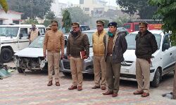 बुढ़ाना में चलता मिला वाहन कटान कमैला, कई कटी हुई गाड़ियां बरामद