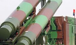 रक्षा क्षेत्र में बढ़ती भारत की आत्मनिर्भरता रक्षा क्षेत्र में बढ़ती भारत की आत्मनिर्भरता