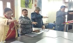 राष्ट्रीय मतदाता दिवस पर लोगों को जागरूक कर दिलाई मतदान की शपथ राष्ट्रीय मतदाता दिवस पर लोगों को जागरूक कर दिलाई मतदान की शपथ