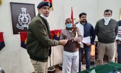 पुलिस की सक्रियता और भागदौड से लौट आई लोगों के चेहरों की मुस्कान पुलिस की सक्रियता और भागदौड से लौट आई लोगों के चेहरों की मुस्कान