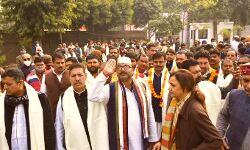 गणतंत्र दिवस के मुबारक मौके पर देश का अन्नदाता दुखी: लल्लू गणतंत्र दिवस के मुबारक मौके पर देश का अन्नदाता दुखी: लल्लू