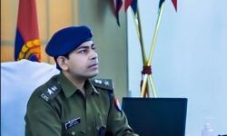 गणतंत्र दिवस पर पुलिस को मिली कामयाबी- 4 अरेस्ट गणतंत्र दिवस पर पुलिस को मिली कामयाबी- 4 अरेस्ट