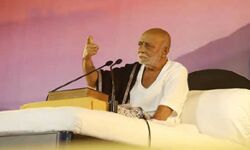 बापू से जानिये - साधू कब - कब हो जाता है मस्त बापू से जानिये - साधू कब - कब हो जाता है मस्त