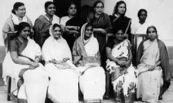 अभिनेत्री प्रियंका चोपड़ा ने शेयर की भारत की 15 खास महिलाओं की तस्वीर अभिनेत्री प्रियंका चोपड़ा ने शेयर की भारत की 15 खास महिलाओं की तस्वीर