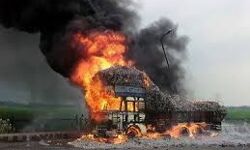 हाईटेंशन तार से ट्रक में लगी, चालक की मृत्यु