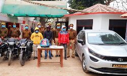 पुलिस ने किया कार लूट का खुलासा, तीन गिरफ्तार पुलिस ने किया कार लूट का खुलासा, तीन गिरफ्तार