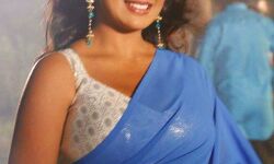 इस हॉट अभिनेत्री ने भी यादव की तारीफ की