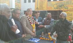 शहीद दिवस पर बापू को नमन कर दी श्रद्धांजलि शहीद दिवस पर बापू को नमन कर दी श्रद्धांजलि