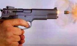 सिरफिरे युवक ने प्रेमिका को मारी गोली,जांच पड़ताल में जुटी पुलिस सिरफिरे युवक ने प्रेमिका को मारी गोली,जांच पड़ताल में जुटी पुलिस