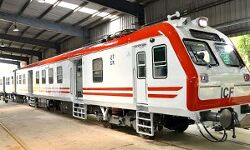 बजट: रेलवे को उबारने के लिए रिकॉर्ड 1.10 लाख करोड़ रुपये का प्रस्ताव बजट: रेलवे को उबारने के लिए रिकॉर्ड 1.10 लाख करोड़ रुपये का प्रस्ताव