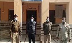 लाखों के गबन का आरोपी बैंक का पूर्व प्रबंधक पुलिस के हत्थे चढ़ा लाखों के गबन का आरोपी बैंक का पूर्व प्रबंधक पुलिस के हत्थे चढ़ा