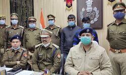 440 लीटर अपमिश्रित जहरीली शराब बरामद, दो गिरफ्तार 440 लीटर अपमिश्रित जहरीली शराब बरामद, दो गिरफ्तार