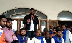 अमीरों को हराकर, गरीबों को जिताना हैः चन्द्रशेखर आजाद