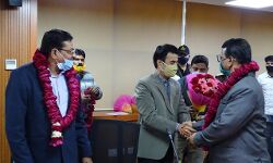 अपर महानिरीक्षक कारागार को दी भावभीनी विदाई अपर महानिरीक्षक कारागार को दी भावभीनी विदाई